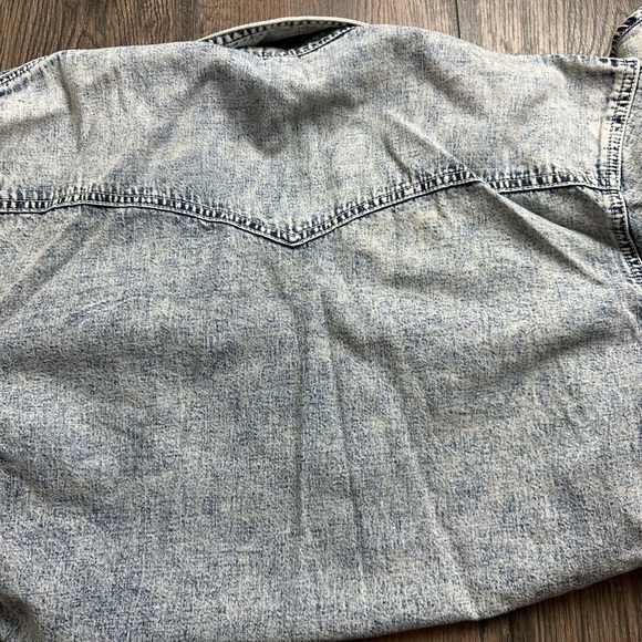 True Religion Light Blue Denim Casual Shirt - Picture 7 of 8